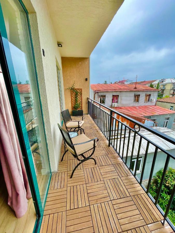 Hcg Art'Muse Apartment باتومي المظهر الخارجي الصورة