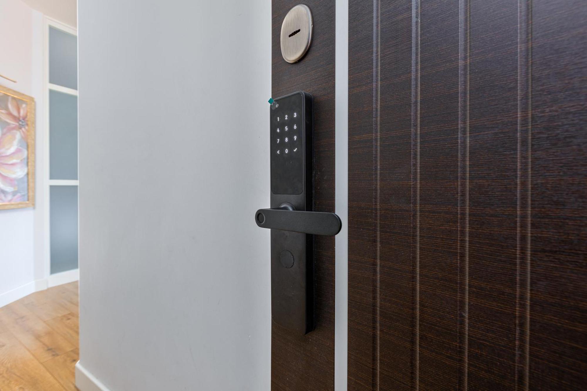 Hcg Art'Muse Apartment باتومي المظهر الخارجي الصورة